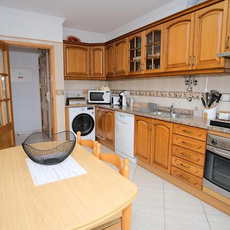 Apartamento T2 Em Condominio Fechado. 阿尔布费拉 外观 照片