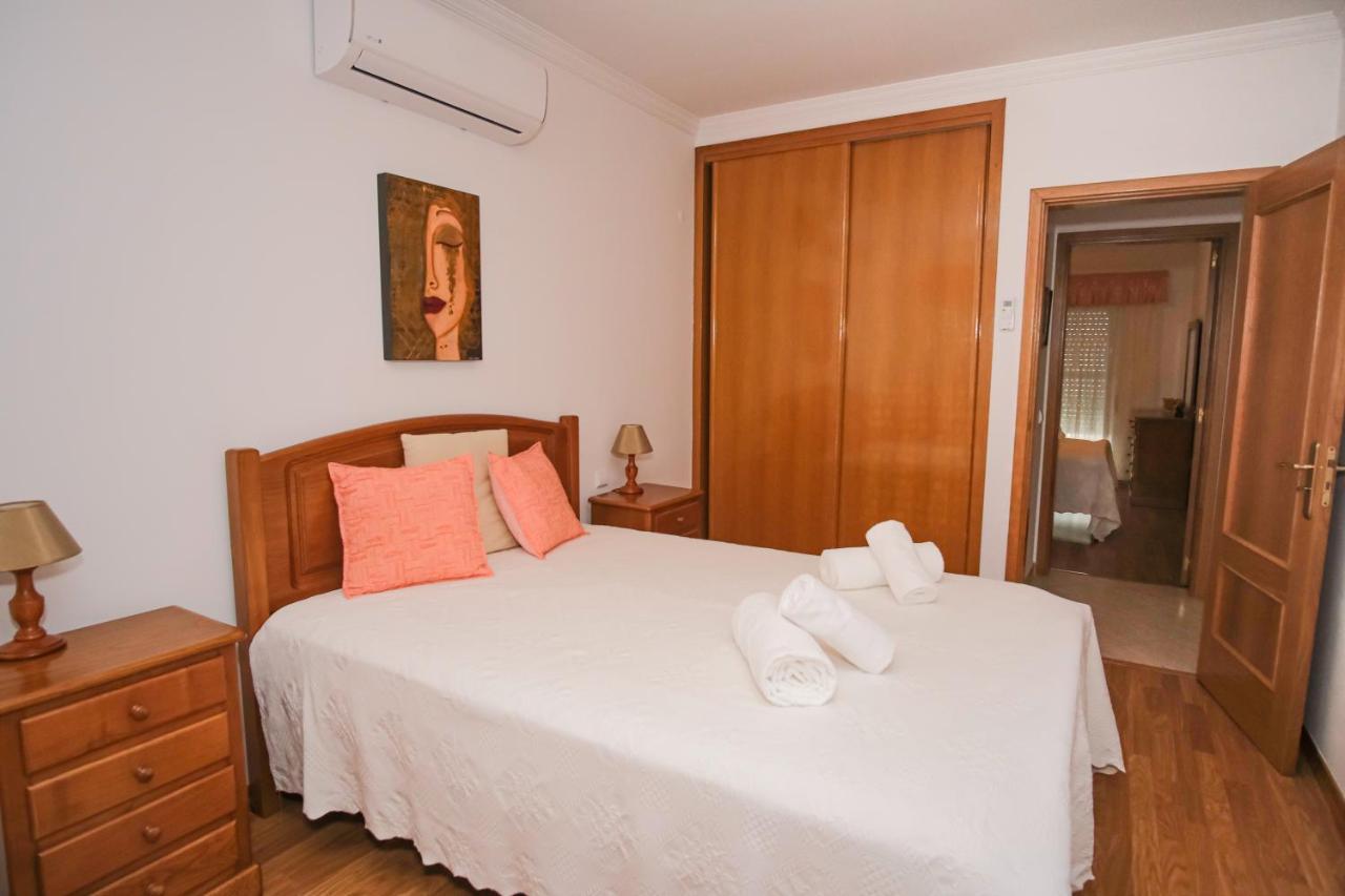 Apartamento T2 Em Condominio Fechado. 阿尔布费拉 外观 照片