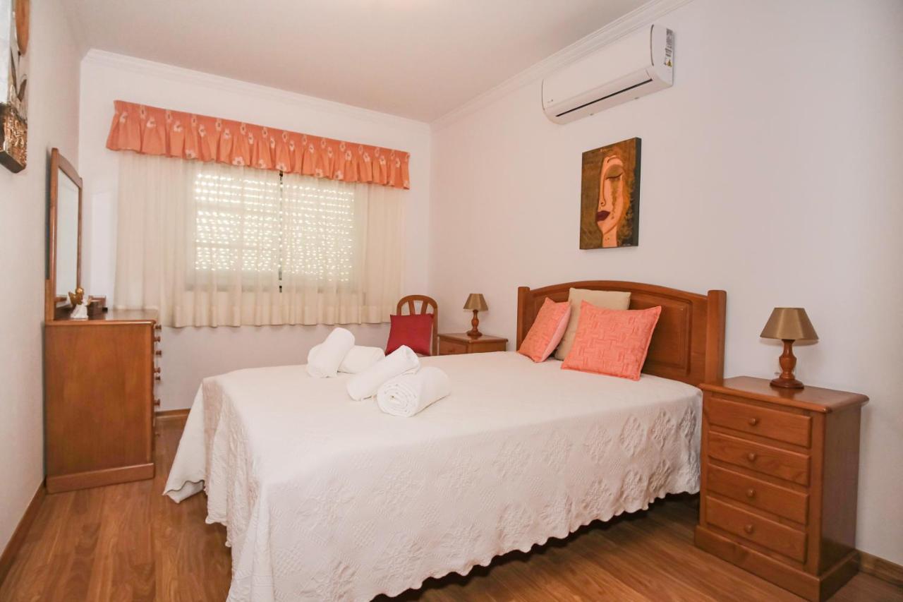Apartamento T2 Em Condominio Fechado. 阿尔布费拉 外观 照片